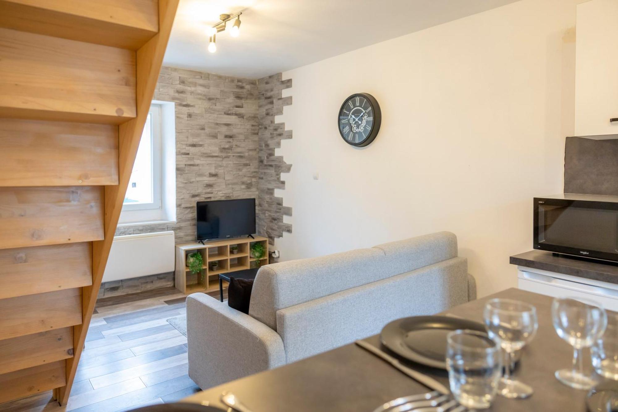 T2 Contemporain Idealement Situe Briancon  Bagian luar foto