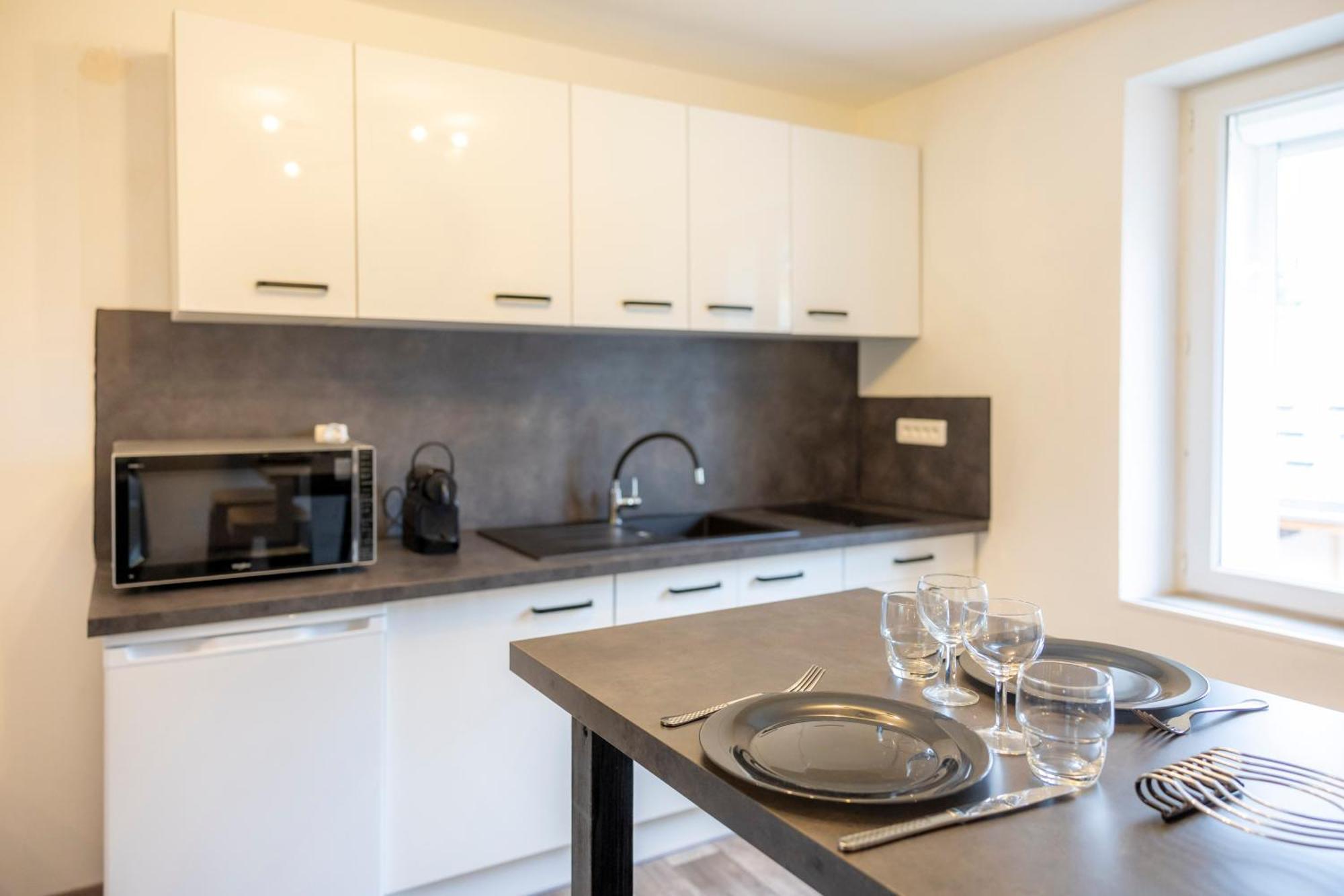 T2 Contemporain Idealement Situe Briancon  Bagian luar foto